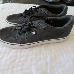 Men's DC Black Canvas Skateboard Shoes